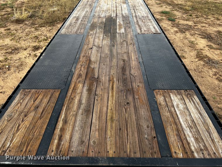 image for item DQ1929 2016 Big Tex 25GNHD  equipment trailer