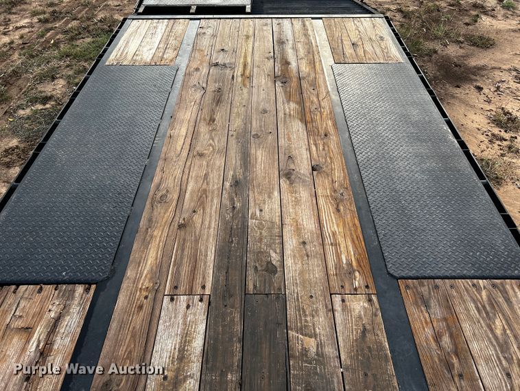 image for item DQ1929 2016 Big Tex 25GNHD  equipment trailer