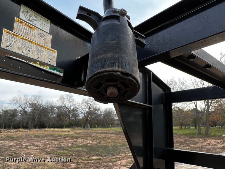 image for item DQ1929 2016 Big Tex 25GNHD  equipment trailer