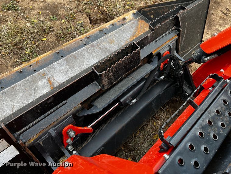 image for item DQ1930 Kubota SVL95-2S  tracked skid steer loader