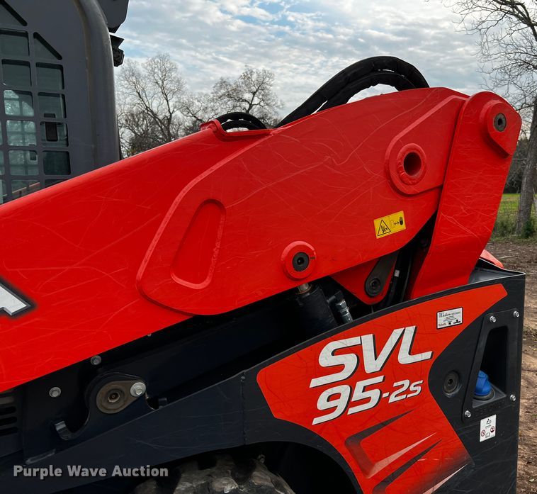 image for item DQ1930 Kubota SVL95-2S  tracked skid steer loader