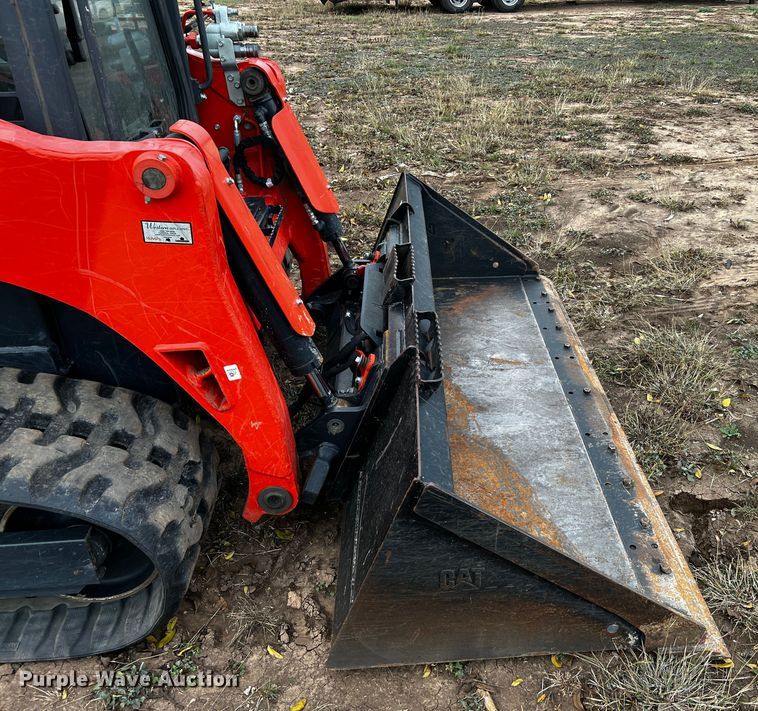 image for item DQ1930 Kubota SVL95-2S  tracked skid steer loader