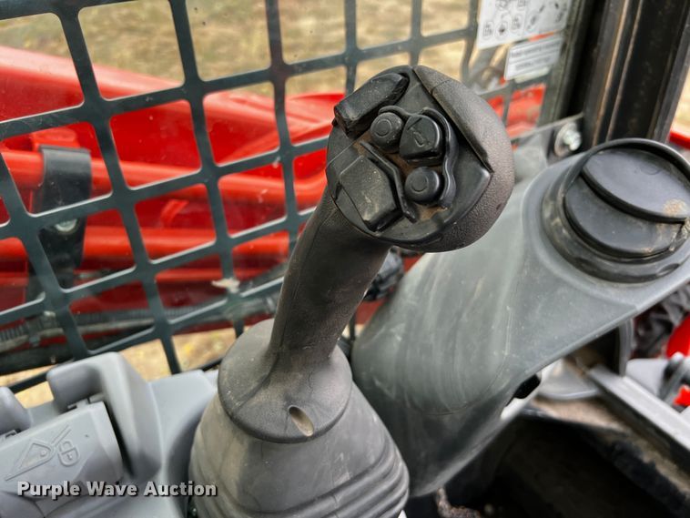 image for item DQ1930 Kubota SVL95-2S  tracked skid steer loader