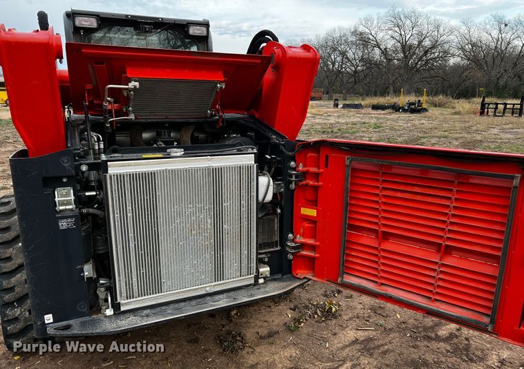 image for item DQ1930 Kubota SVL95-2S  tracked skid steer loader