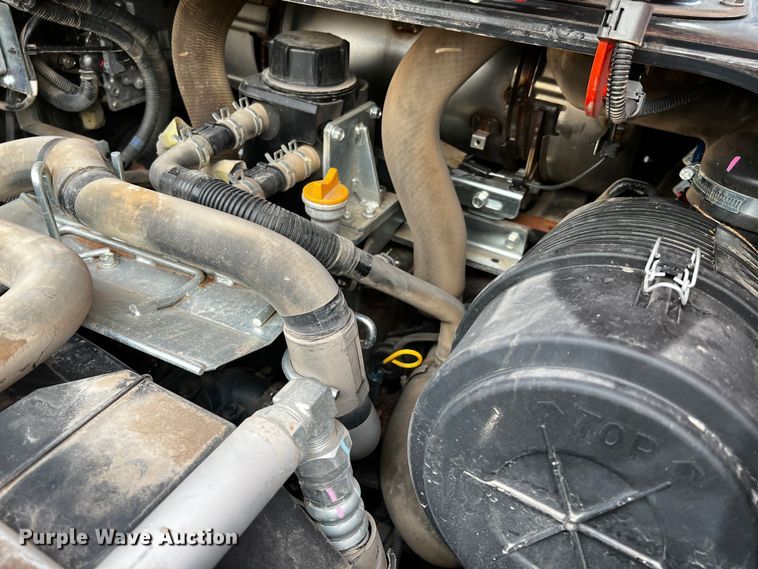 image for item DQ1930 Kubota SVL95-2S  tracked skid steer loader