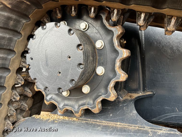 image for item DQ1930 Kubota SVL95-2S  tracked skid steer loader