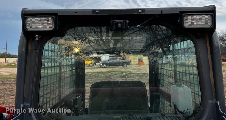 image for item DQ1930 Kubota SVL95-2S  tracked skid steer loader