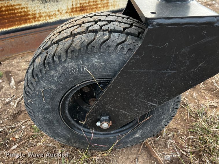 image for item DQ1931 2019 Caterpillar BB124  skid steer box blade