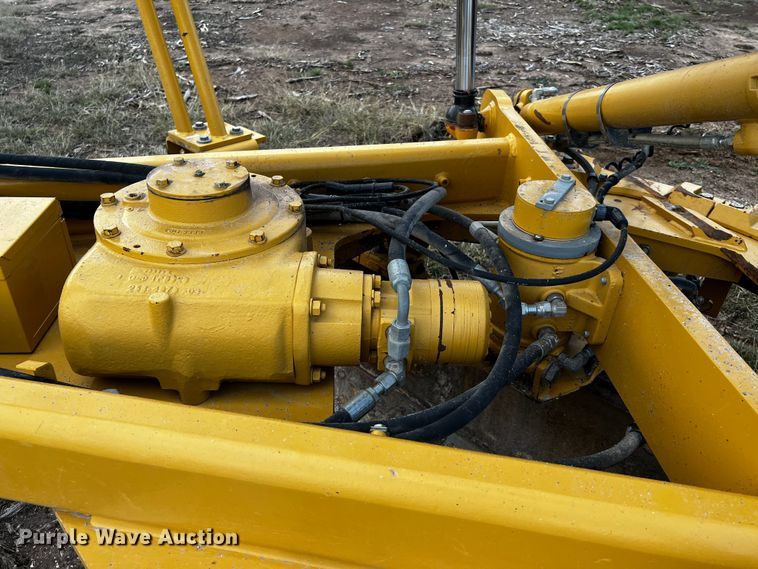 image for item DQ1932 2012 Caterpillar 140M2 VHP Plus  motor grader