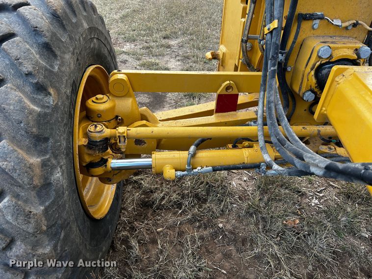 image for item DQ1932 2012 Caterpillar 140M2 VHP Plus  motor grader