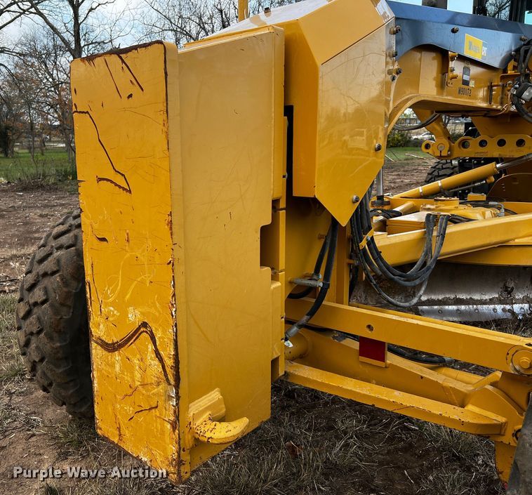 image for item DQ1932 2012 Caterpillar 140M2 VHP Plus  motor grader