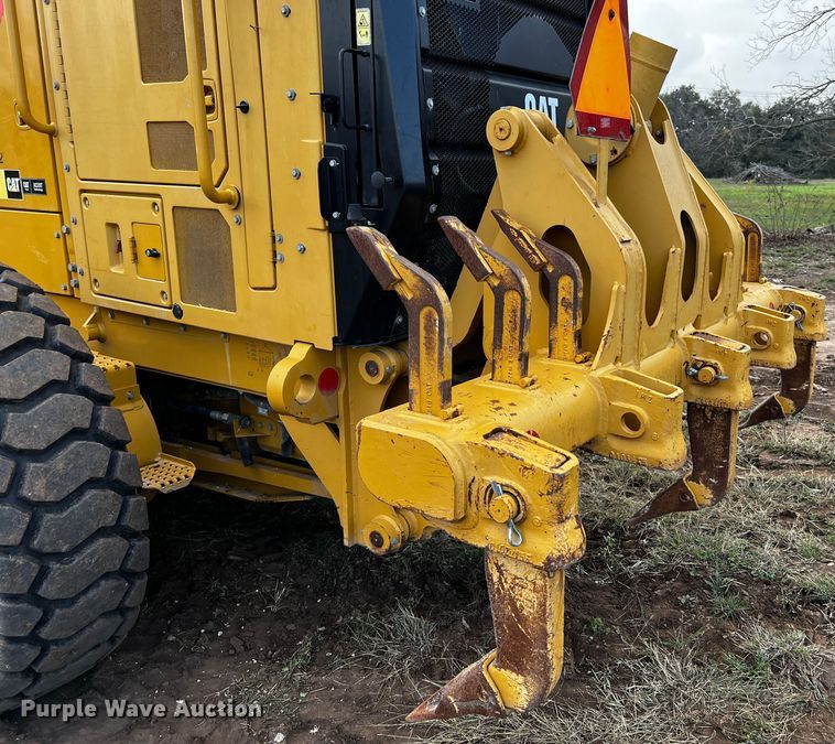 image for item DQ1932 2012 Caterpillar 140M2 VHP Plus  motor grader