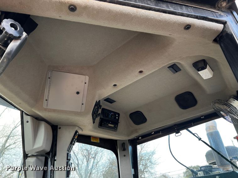 image for item DQ1932 2012 Caterpillar 140M2 VHP Plus  motor grader