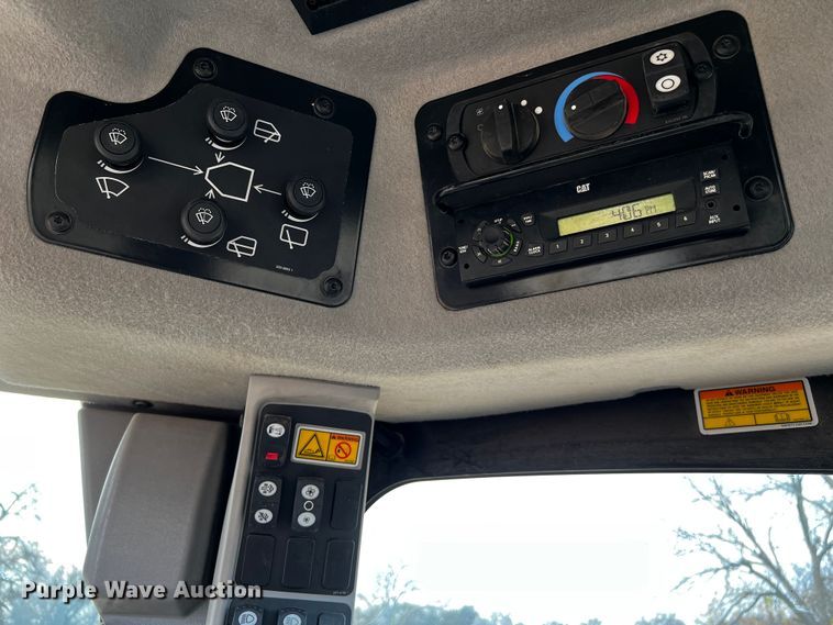 image for item DQ1932 2012 Caterpillar 140M2 VHP Plus  motor grader