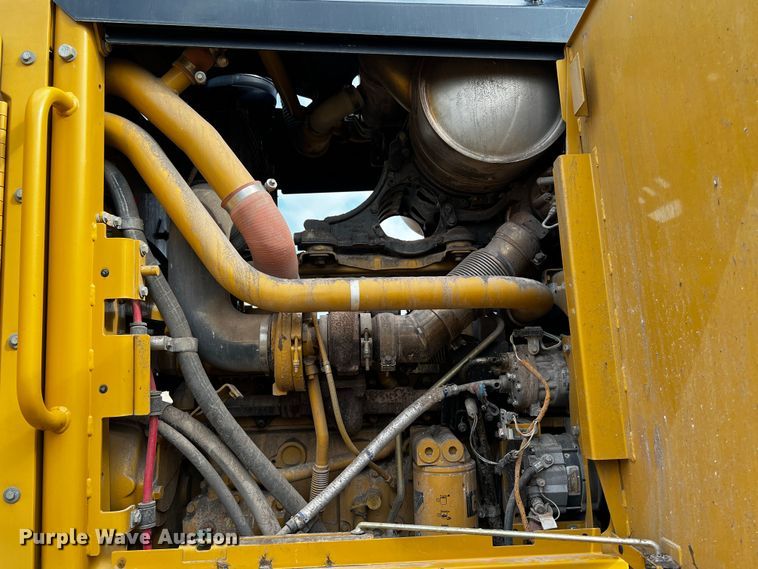 image for item DQ1932 2012 Caterpillar 140M2 VHP Plus  motor grader