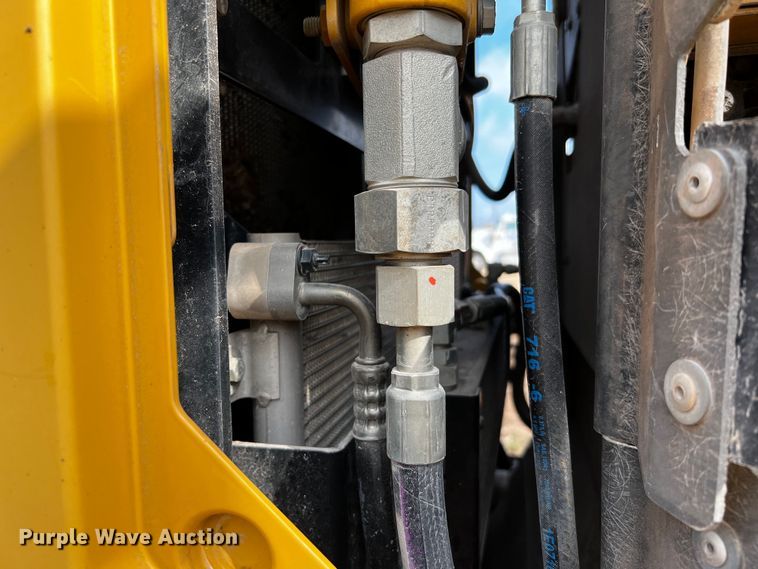 image for item DQ1932 2012 Caterpillar 140M2 VHP Plus  motor grader