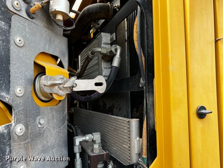 image for item DQ1932 2012 Caterpillar 140M2 VHP Plus  motor grader