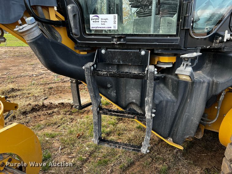 image for item DQ1932 2012 Caterpillar 140M2 VHP Plus  motor grader