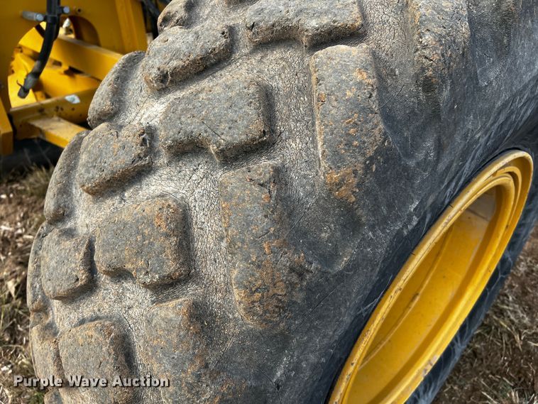 image for item DQ1932 2012 Caterpillar 140M2 VHP Plus  motor grader