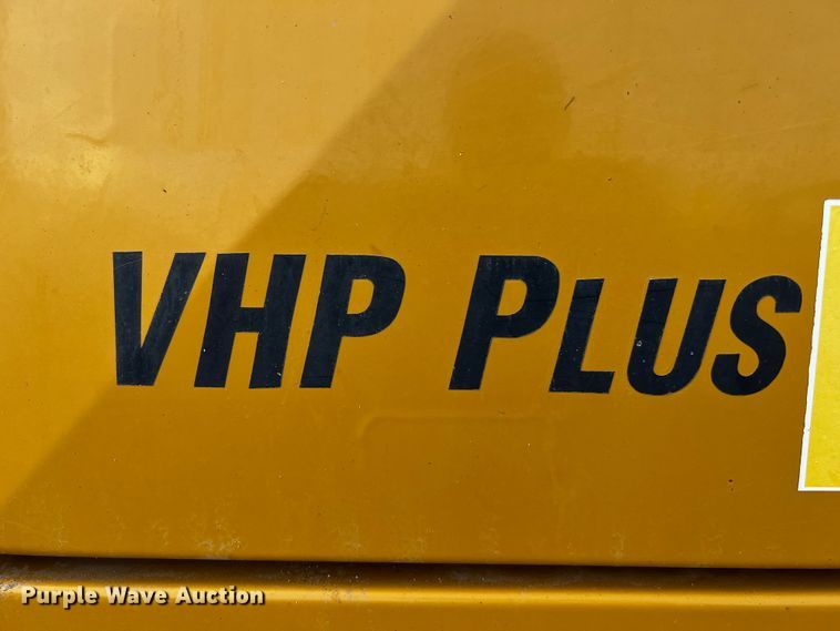 image for item DQ1932 2012 Caterpillar 140M2 VHP Plus  motor grader