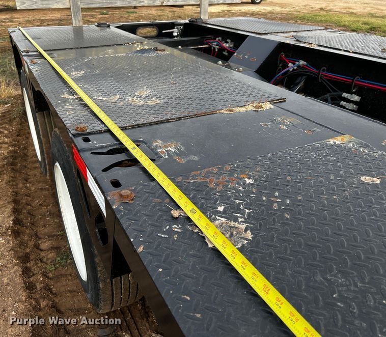 image for item DQ1934 2019 XL Specialized Trailers XL100 HDG  lowboy equipment trailer
