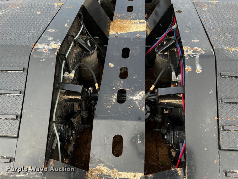 image for item DQ1934 2019 XL Specialized Trailers XL100 HDG  lowboy equipment trailer