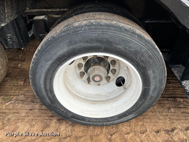 image for item DQ1934 2019 XL Specialized Trailers XL100 HDG  lowboy equipment trailer