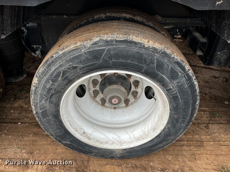 image for item DQ1934 2019 XL Specialized Trailers XL100 HDG  lowboy equipment trailer