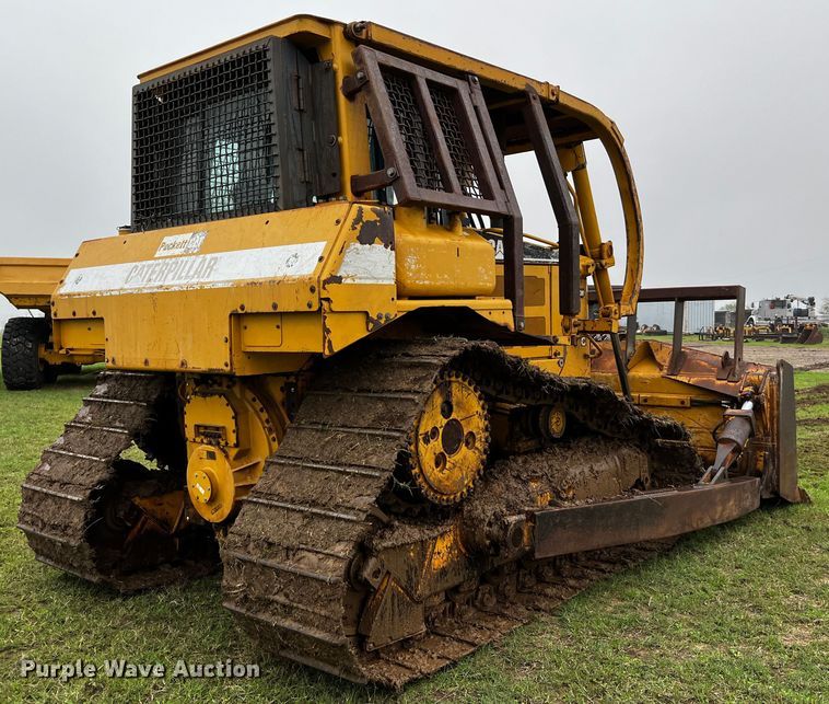 image for item DQ1940 2004 Caterpillar D6R XW Series II  dozer