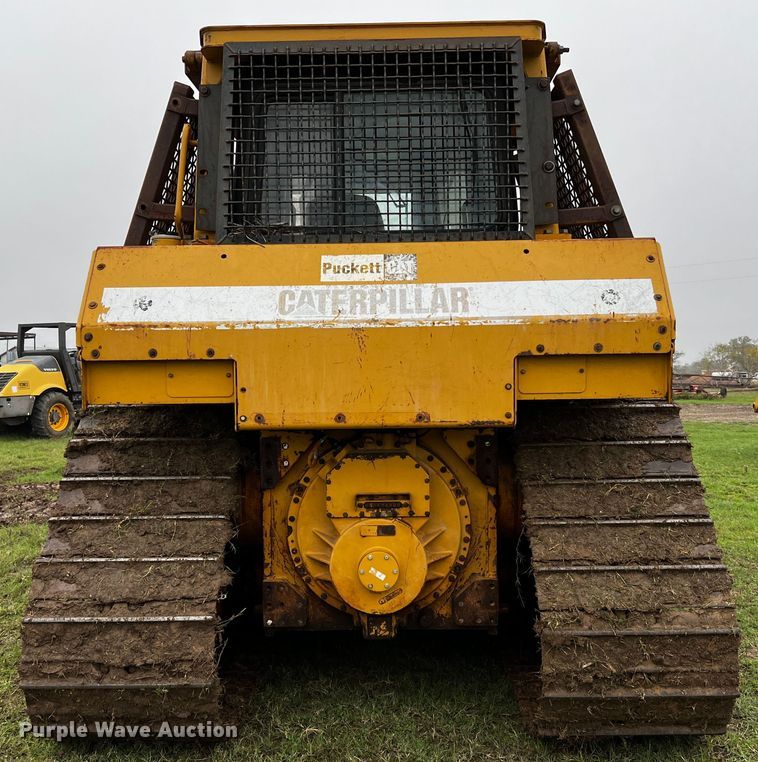 image for item DQ1940 2004 Caterpillar D6R XW Series II  dozer