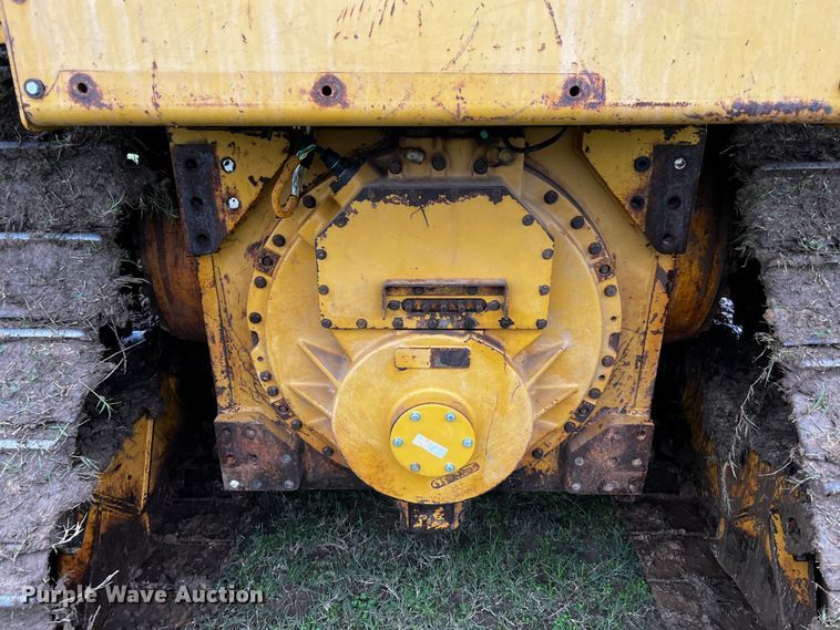 image for item DQ1940 2004 Caterpillar D6R XW Series II  dozer