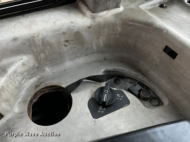 image for item DQ1940 2004 Caterpillar D6R XW Series II  dozer