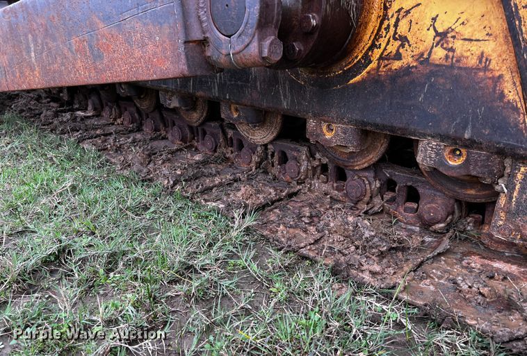 image for item DQ1940 2004 Caterpillar D6R XW Series II  dozer