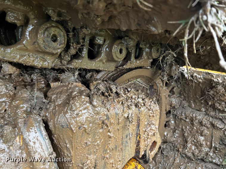 image for item DQ1940 2004 Caterpillar D6R XW Series II  dozer