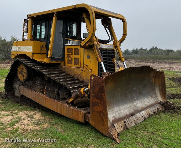image for item DQ1941 2004 Caterpillar D6R XW Series II  dozer