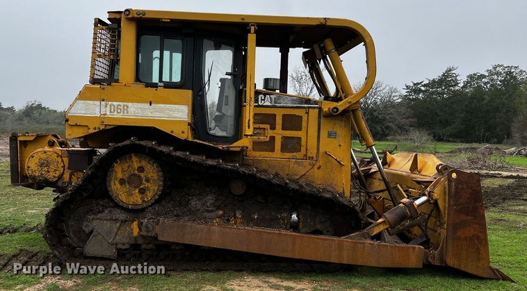 image for item DQ1941 2004 Caterpillar D6R XW Series II  dozer