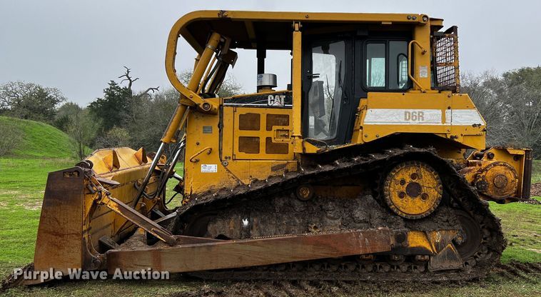 image for item DQ1941 2004 Caterpillar D6R XW Series II  dozer