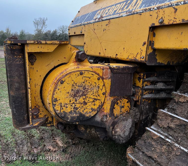 image for item DQ1941 2004 Caterpillar D6R XW Series II  dozer