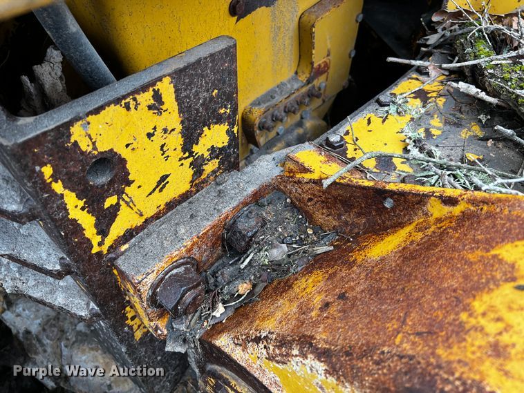 image for item DQ1941 2004 Caterpillar D6R XW Series II  dozer