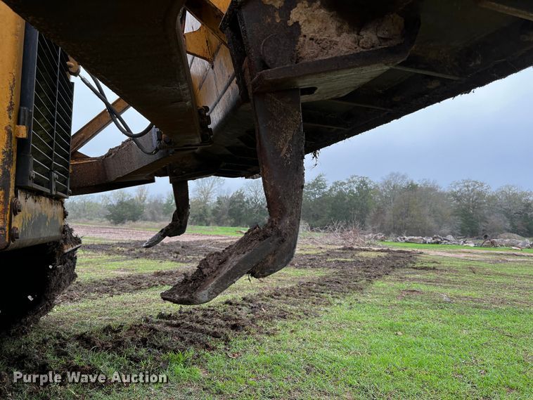 image for item DQ1941 2004 Caterpillar D6R XW Series II  dozer