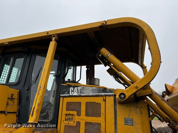 image for item DQ1941 2004 Caterpillar D6R XW Series II  dozer