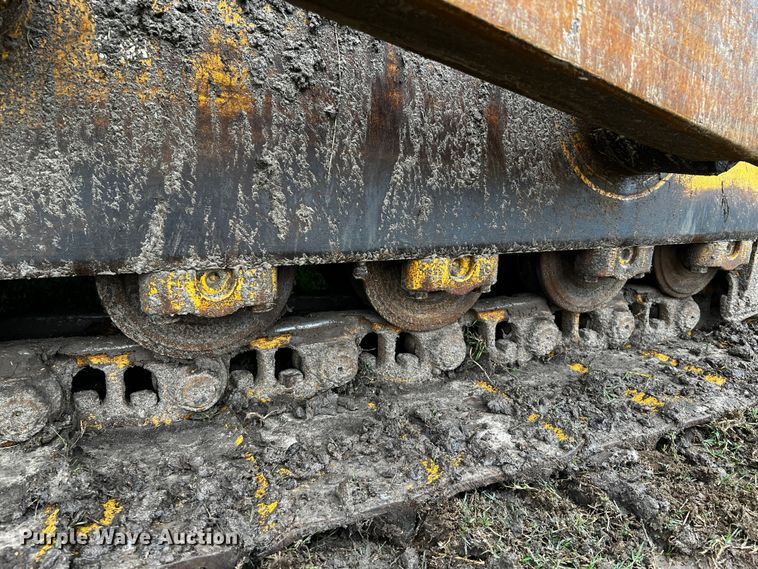 image for item DQ1941 2004 Caterpillar D6R XW Series II  dozer