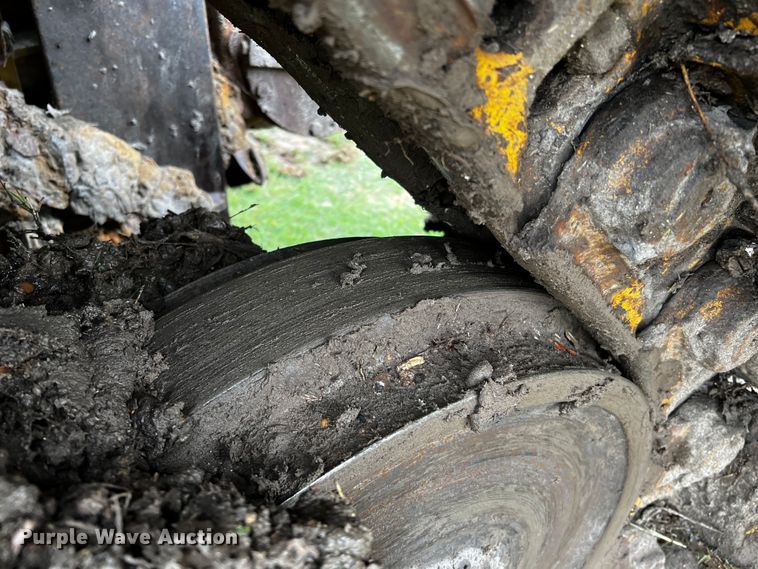 image for item DQ1941 2004 Caterpillar D6R XW Series II  dozer