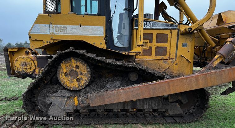 image for item DQ1941 2004 Caterpillar D6R XW Series II  dozer