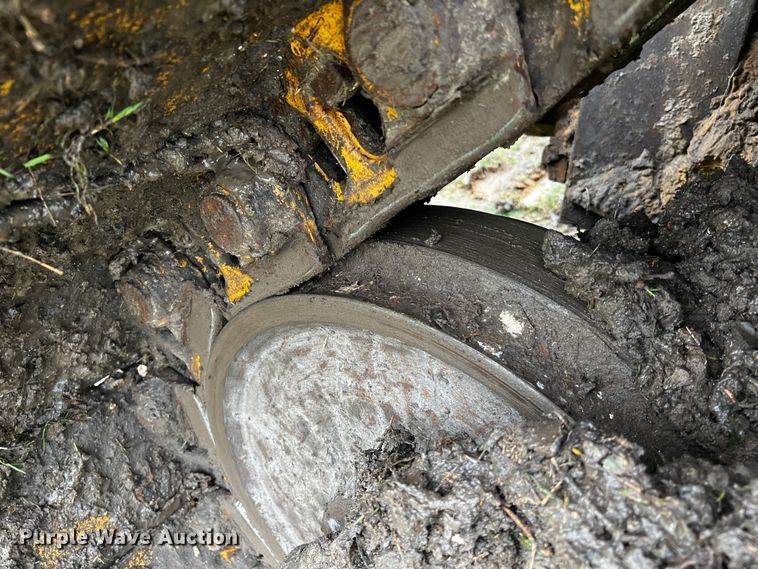 image for item DQ1941 2004 Caterpillar D6R XW Series II  dozer