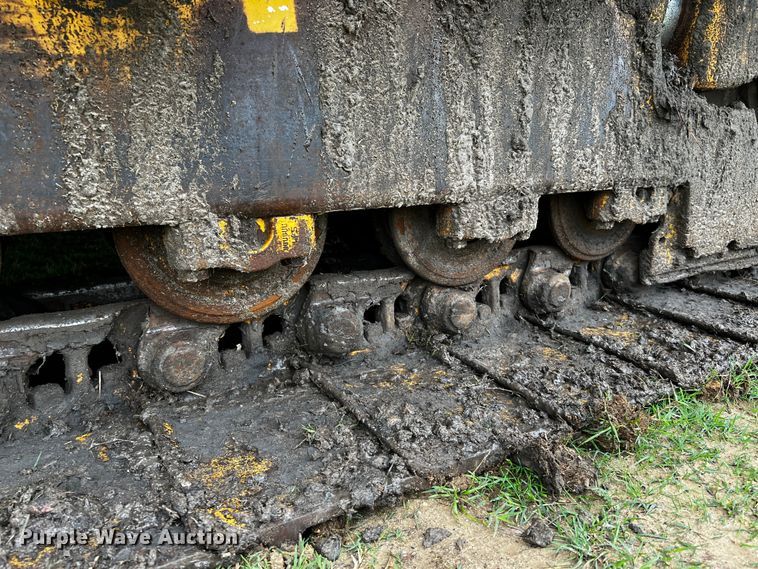 image for item DQ1941 2004 Caterpillar D6R XW Series II  dozer