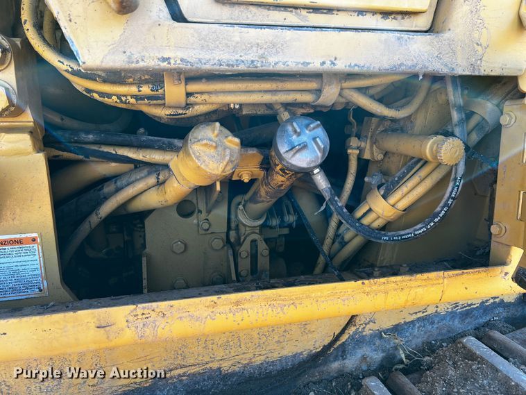 image for item DQ1942 1998 Caterpillar 963B LGP  track loader