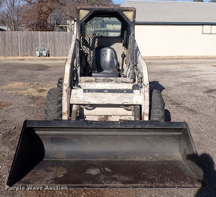 image for item DQ4955 Bobcat 773  skid steer loader
