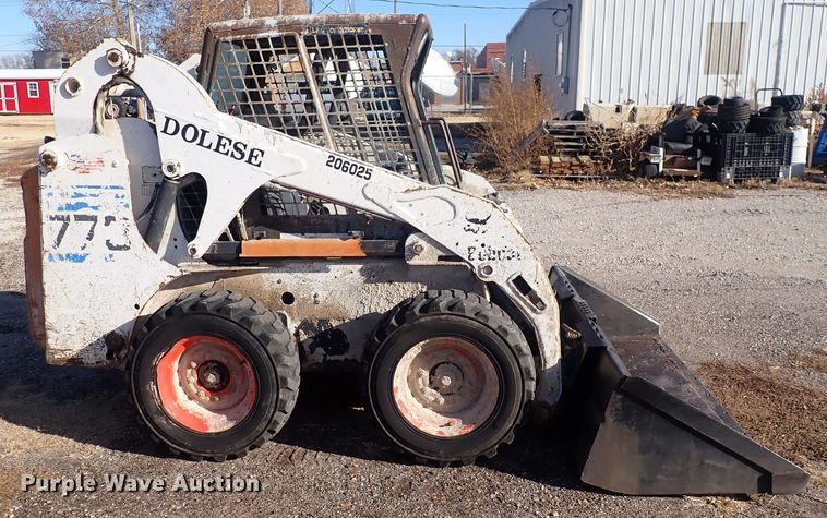 image for item DQ4955 Bobcat 773  skid steer loader
