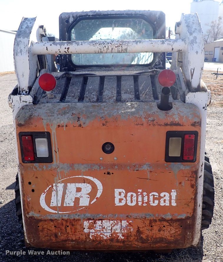 image for item DQ4955 Bobcat 773  skid steer loader